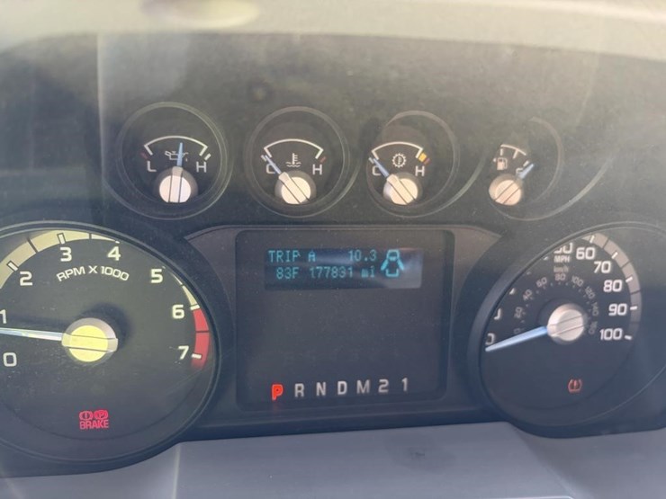 2011-ford-f250-image-11