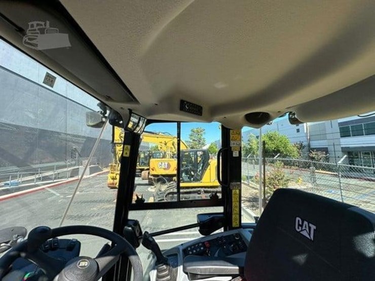 2018-caterpillar-910m-image-18