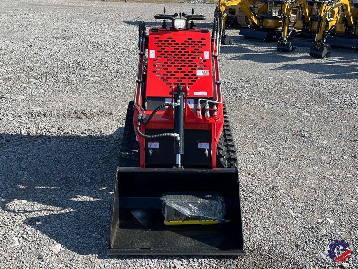 2026-agt-ysrt14-skid-steer-loader-attachment-image-13