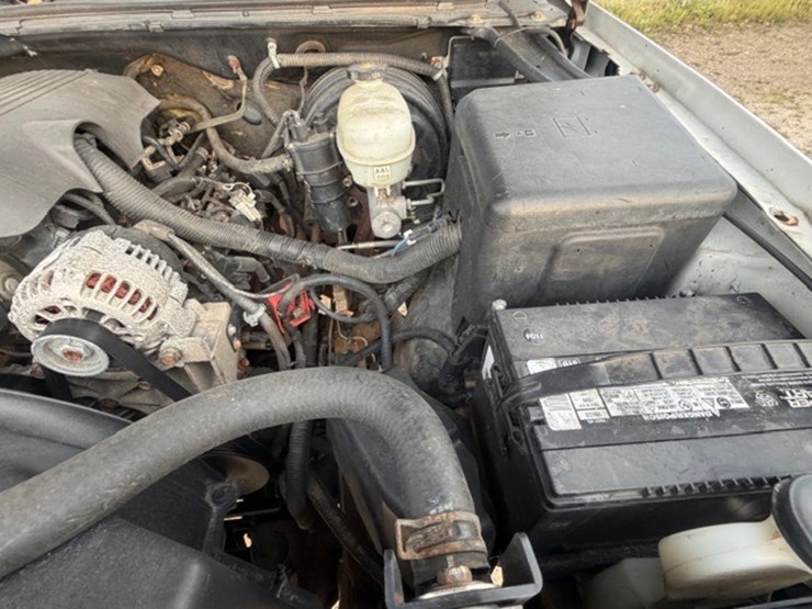 2004-gmc-1500-image-44