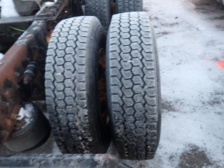 2018-freightliner-cascadia-126-image-7