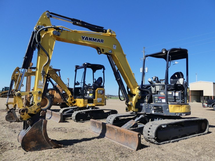 2016-yanmar-vio45-image-1