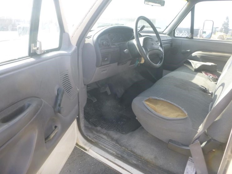 1996-ford-f450-image-9