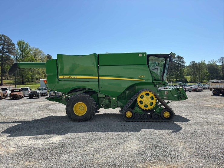 2021-john-deere-s770-image-10