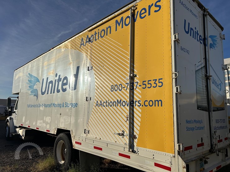 2007-freightliner-business-class-m2-106-image-28