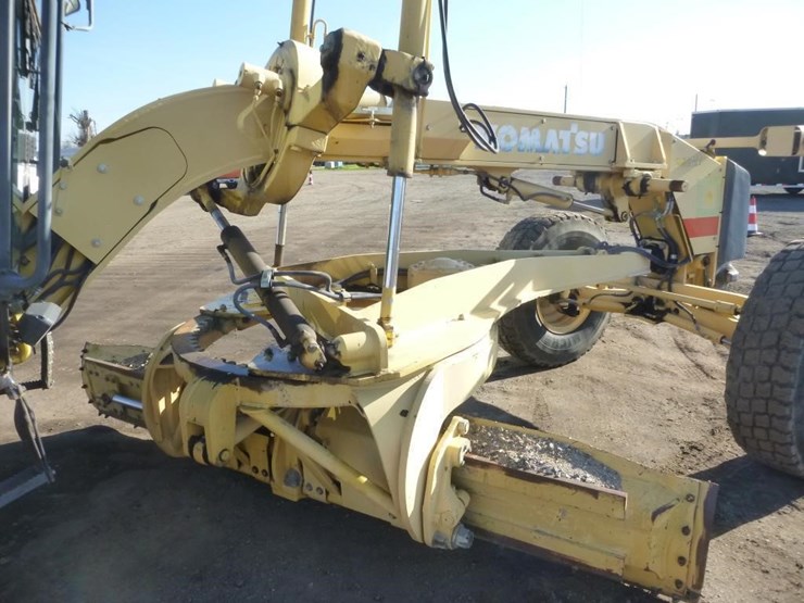 2006-komatsu-gd555-3c-image-27