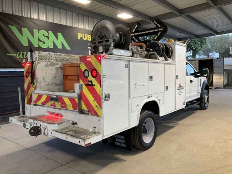 2017-ford-f550-image-7