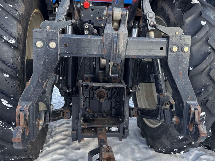 2008-new-holland-t8030-image-8