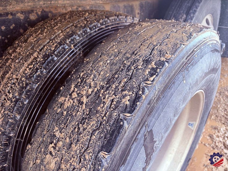 2021-western-star-4900ex-image-19