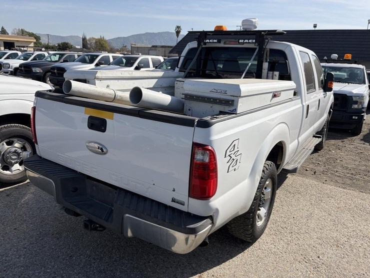 2011-ford-f250-image-3