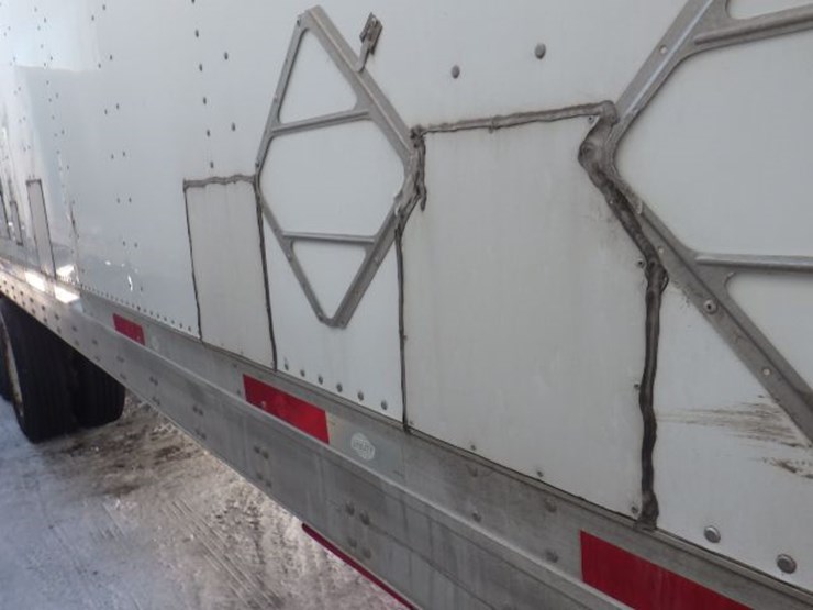 2017-utility-4000d-x-image-10