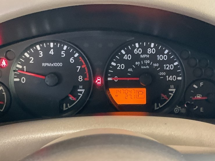 2015-nissan-frontier-image-16