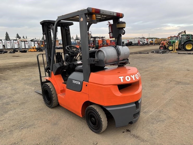 toyota-7fgu25-image-4