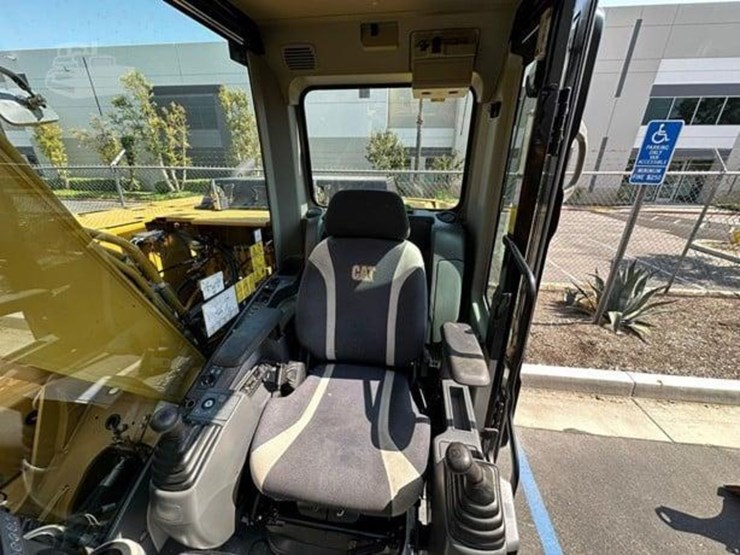 2019-caterpillar-312fgc-image-19