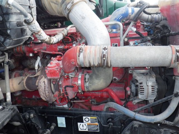 2019-peterbilt-579-image-33