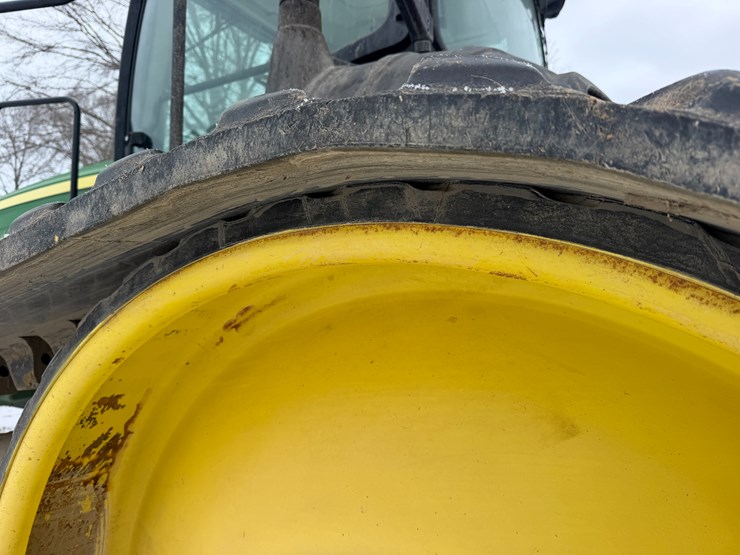 2015-john-deere-8370rt-image-61