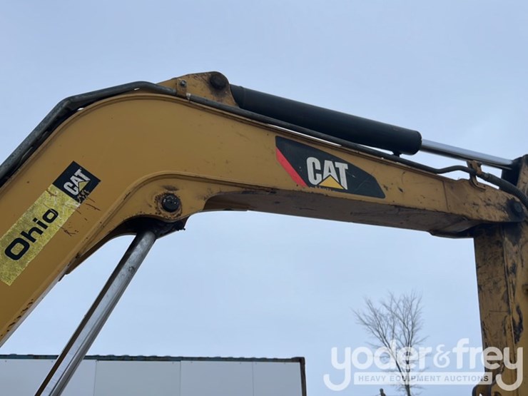 caterpillar-305-image-14