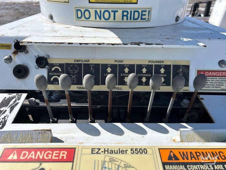 2012-sdp-ez-hauler-5500-image-11