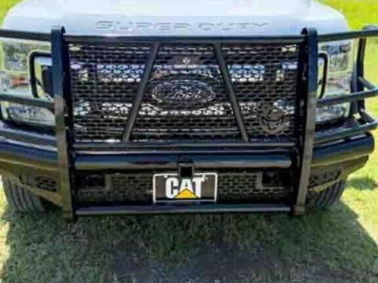 2022-ford-f550-xlt-image-13