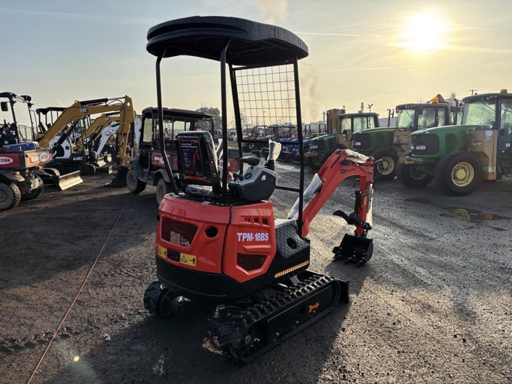 2025-tpm-18bs-hydraulic-excavator-image-3