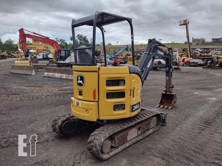 2022-deere-26g-image-48