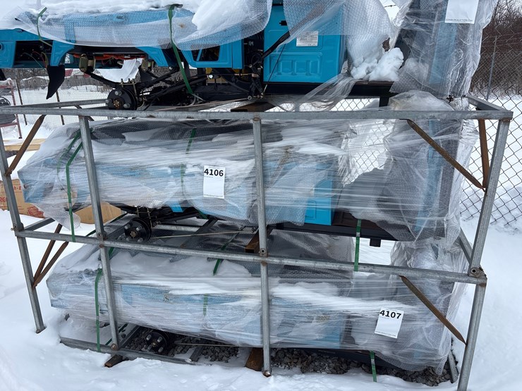 #4106-•-new-three-wheel-cart-image-1