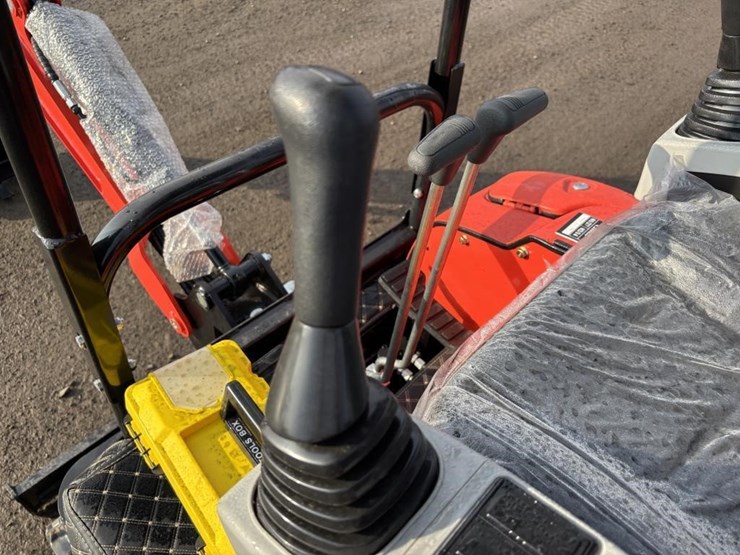 2025-tpm-18k-hydraulic-excavator-image-21