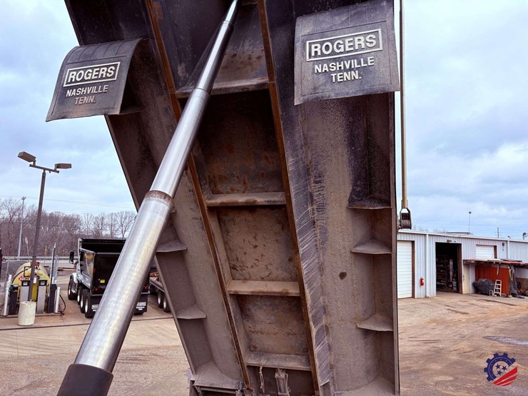 2016-kenworth-t800-image-84