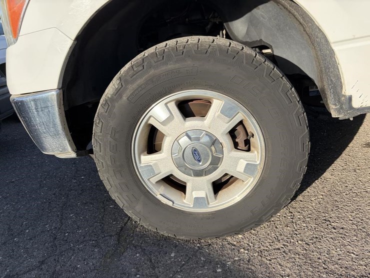 2010-ford-f150-image-27