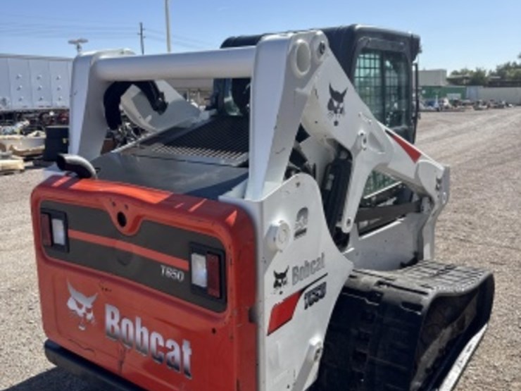 2017-bobcat-t650-image-5