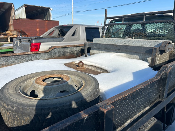 1998-ford-f550-image-23