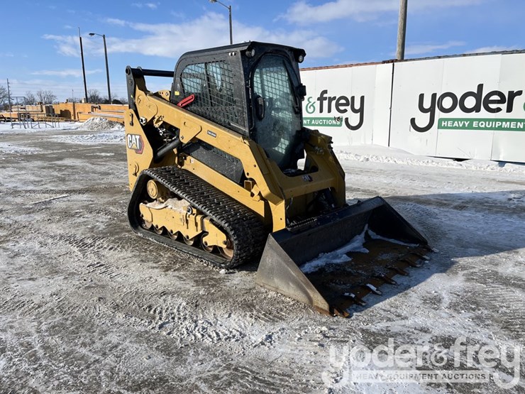 2023-caterpillar-259d3-image-6