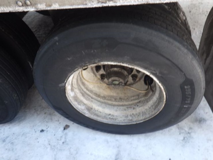 2018-utility-4000d-x-image-21