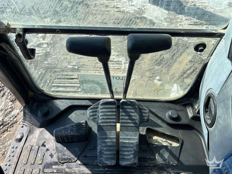 2012-komatsu-pc200-lc-8-image-22