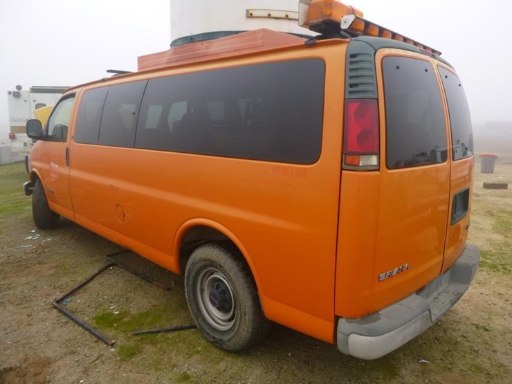 2000-gmc-3500-image-4