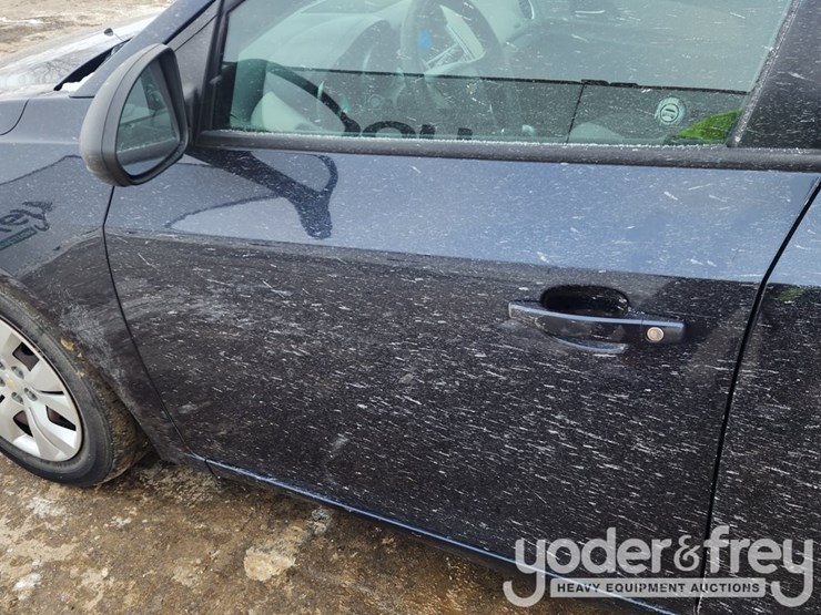 2016-chevrolet-cruze-image-14