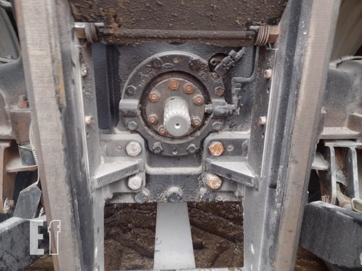 jcb-fastrac-8250-image-24