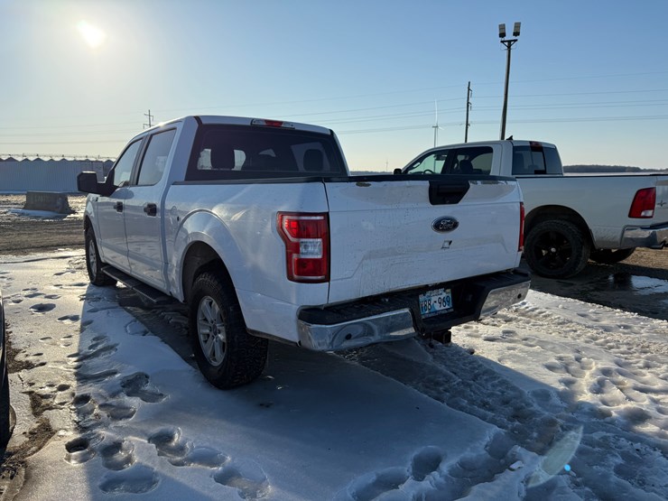 2018-ford-f150-xl-image-4