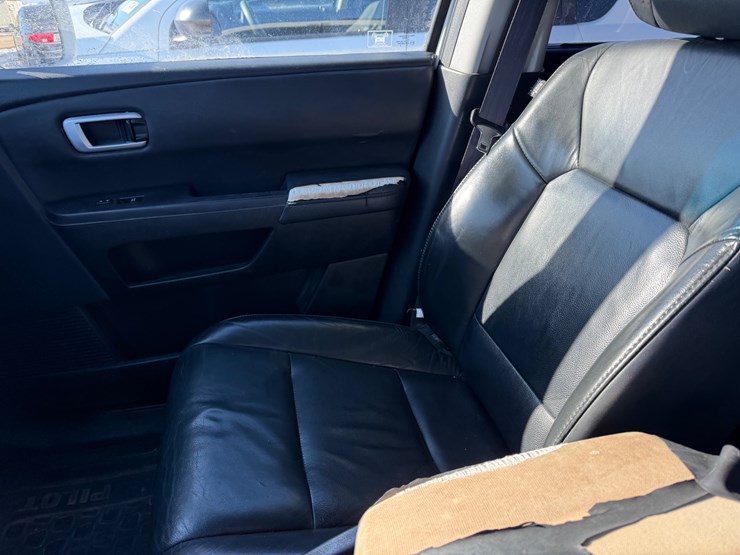 2011-honda-pilot-image-32