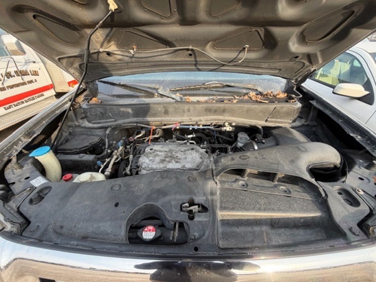 2011-honda-pilot-image-46