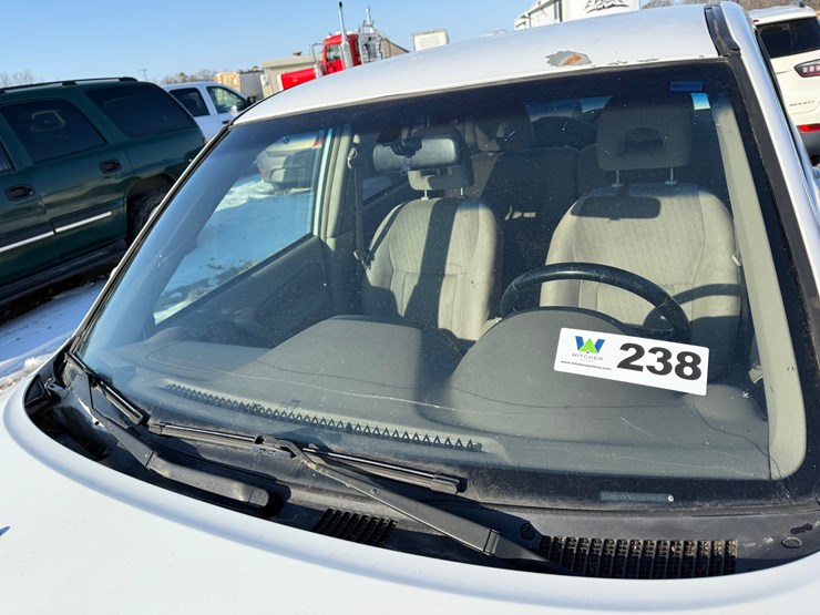 2005-toyota-rav4-image-17