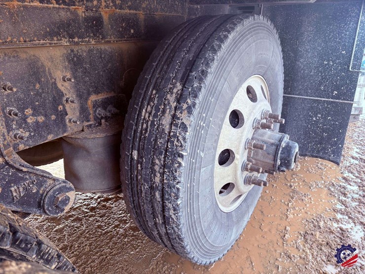 2021-western-star-4900ex-image-24