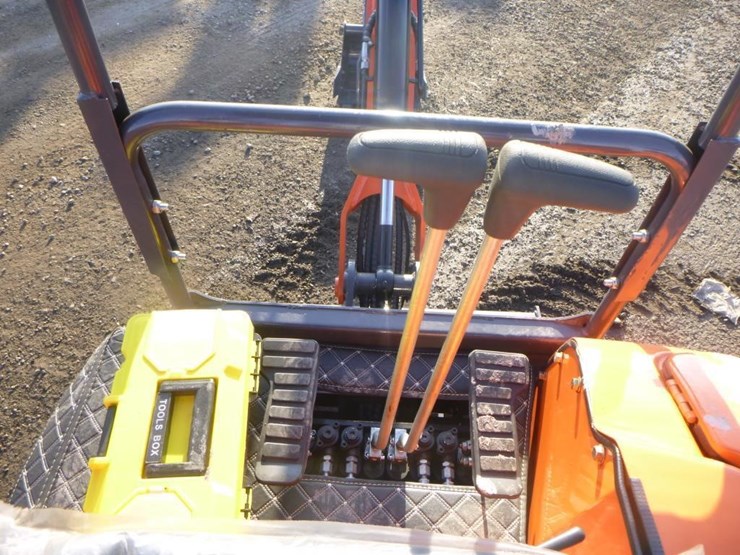 2025-sdlanch-sdle18p-hydraulic-excavator-image-23