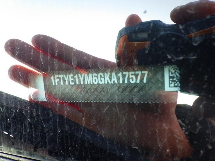 2016-ford-transit-image-14