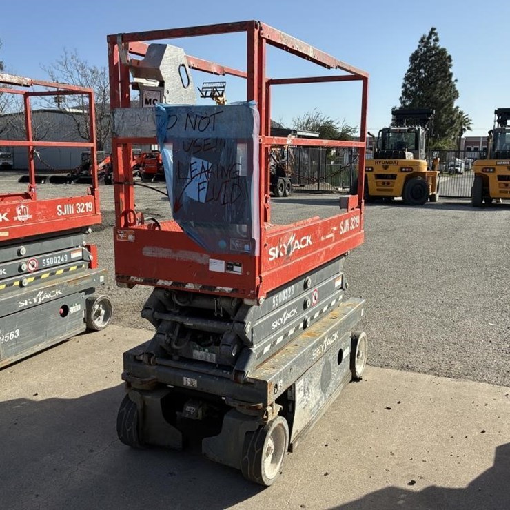 2018 SKYJACK SJIII3219