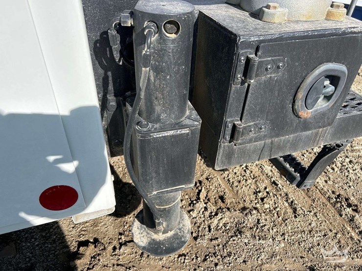 2018-ford-f750-image-26