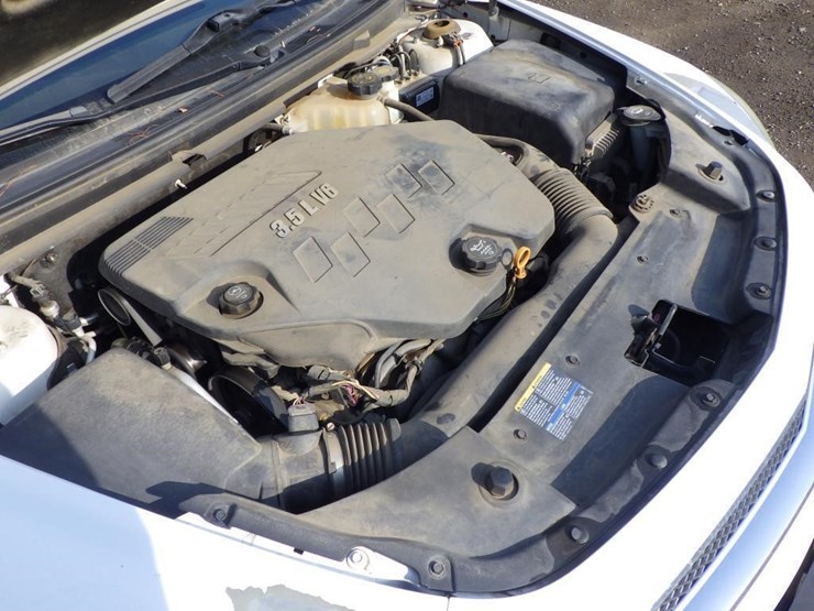 2009-chevrolet-malibu-sedan-image-11