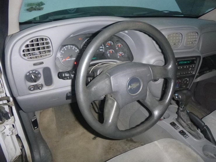 2007-chevrolet-trailblazer-image-8