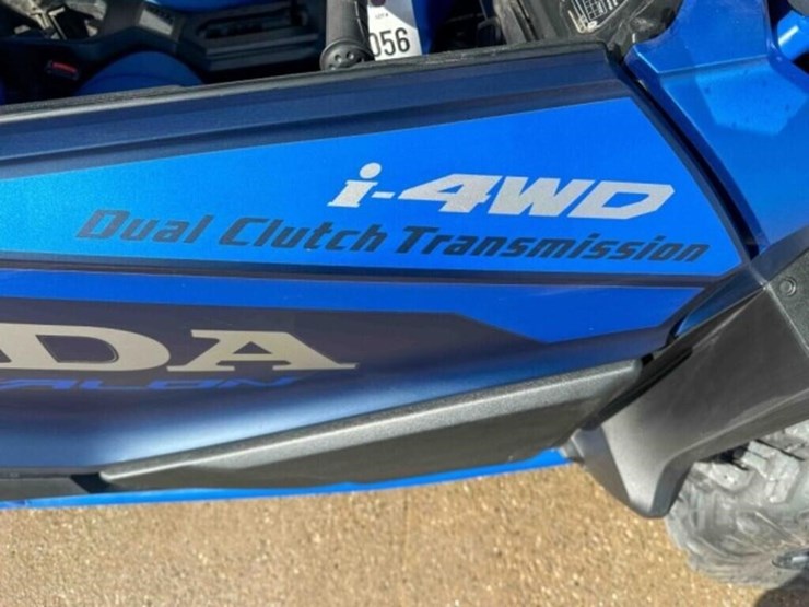 2023-honda-talon-1000x4-sxs-utv-image-24