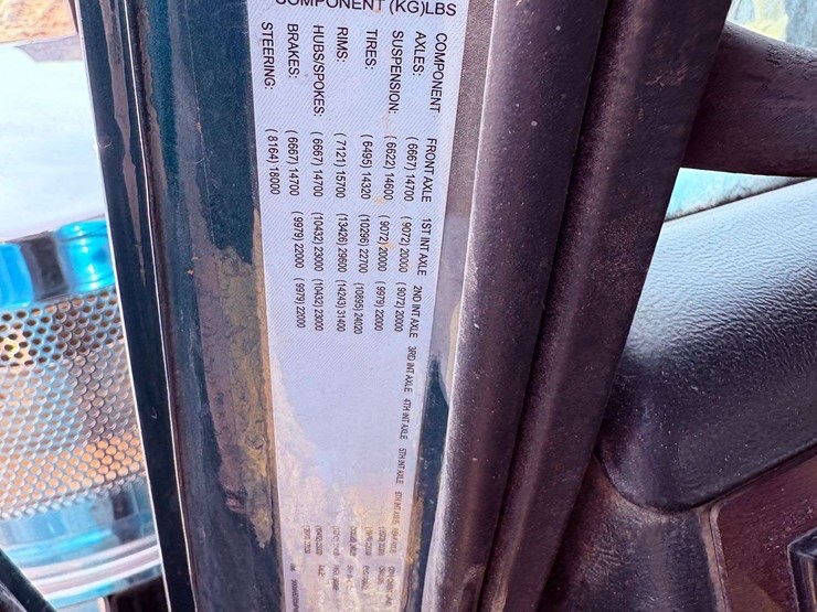 2021-western-star-4900ex-image-71